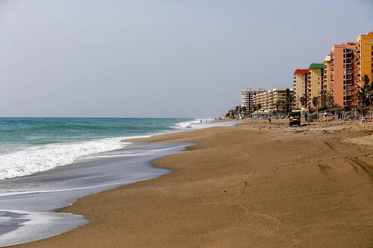 Suitur Apartamento Frente A La Playa 丰希罗拉 公寓